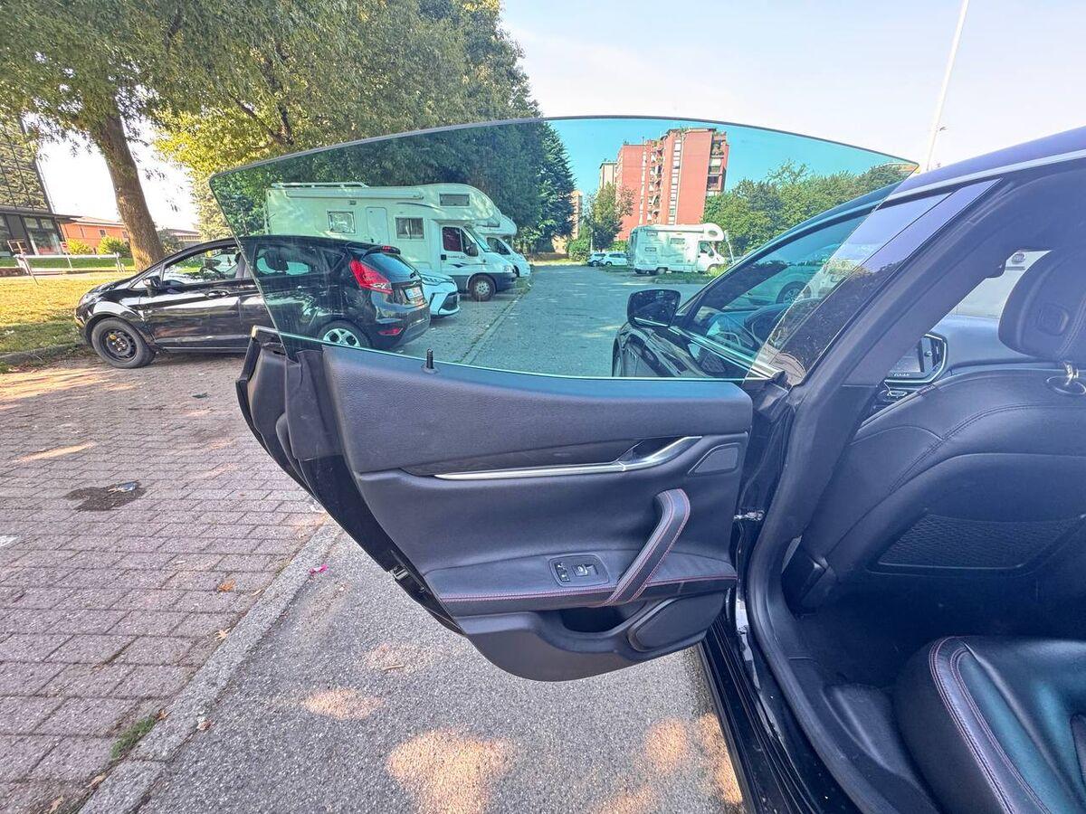 Maserati Ghibli 3.0 V6 ds 275cv auto
