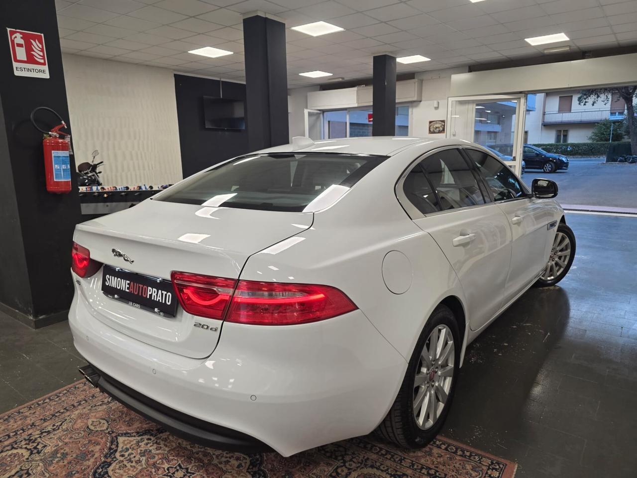 Jaguar XE 2.0 D Turbo 180CV Portfolio