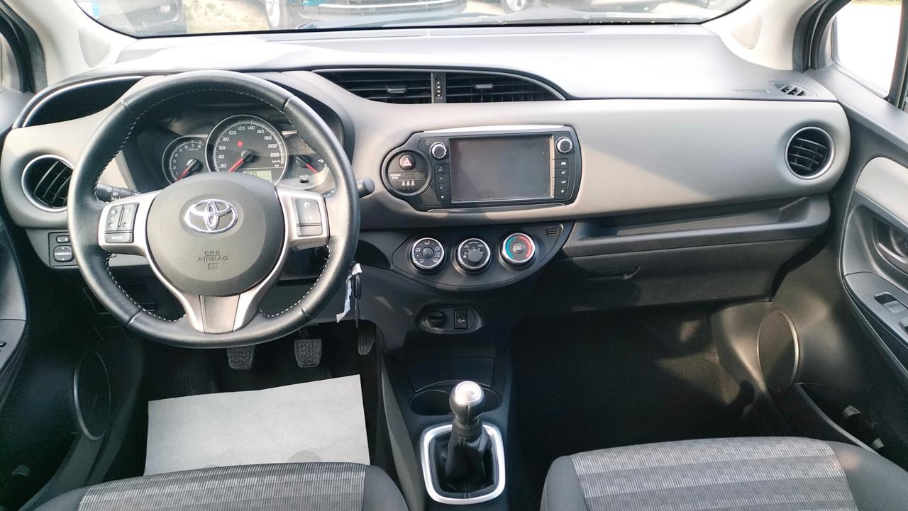 Toyota Yaris 1.0 5 porte Lounge UNIPRO SOLO 75000KM