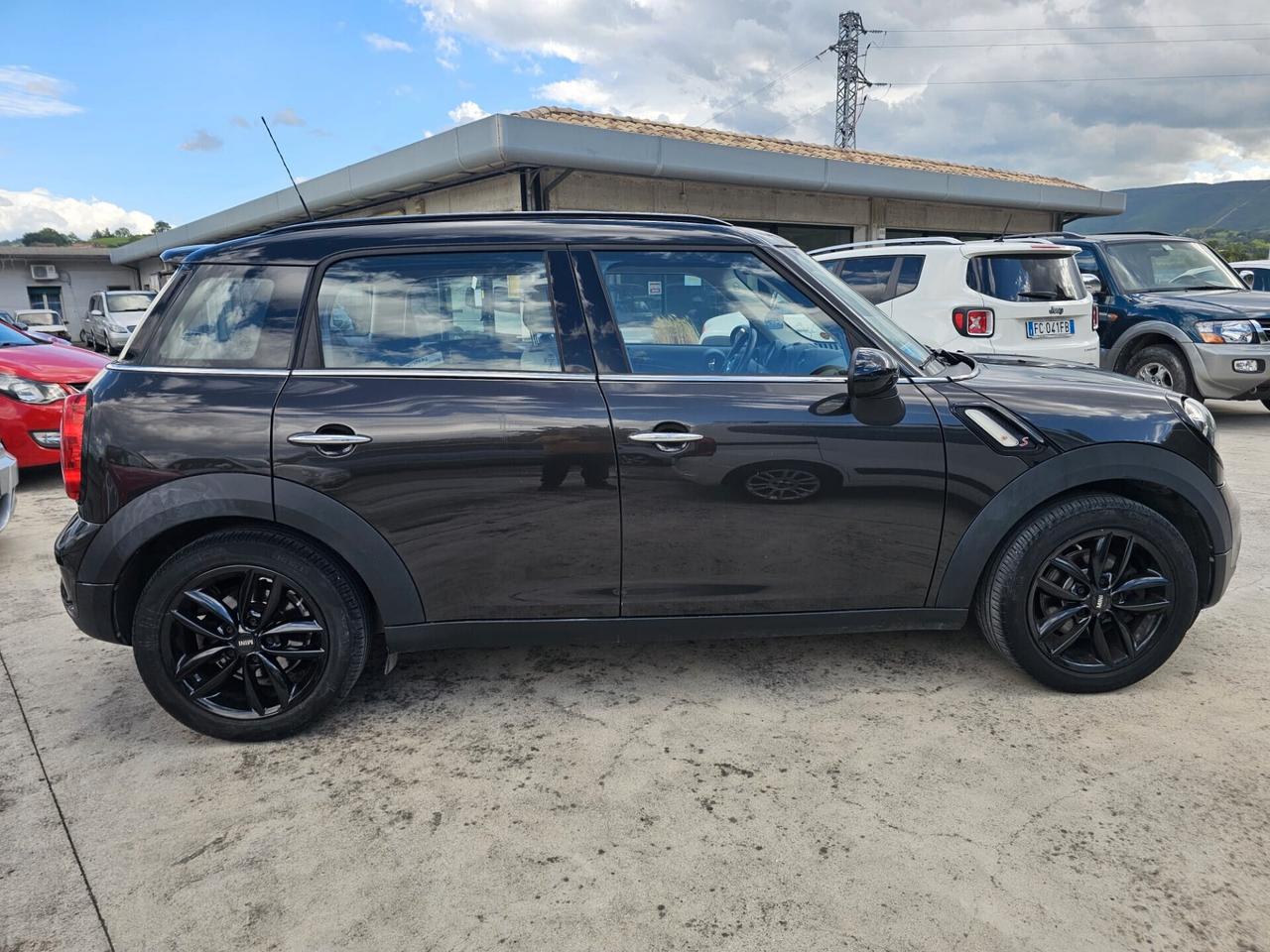 Mini Cooper Countryman 2.0 D Boost Automatica