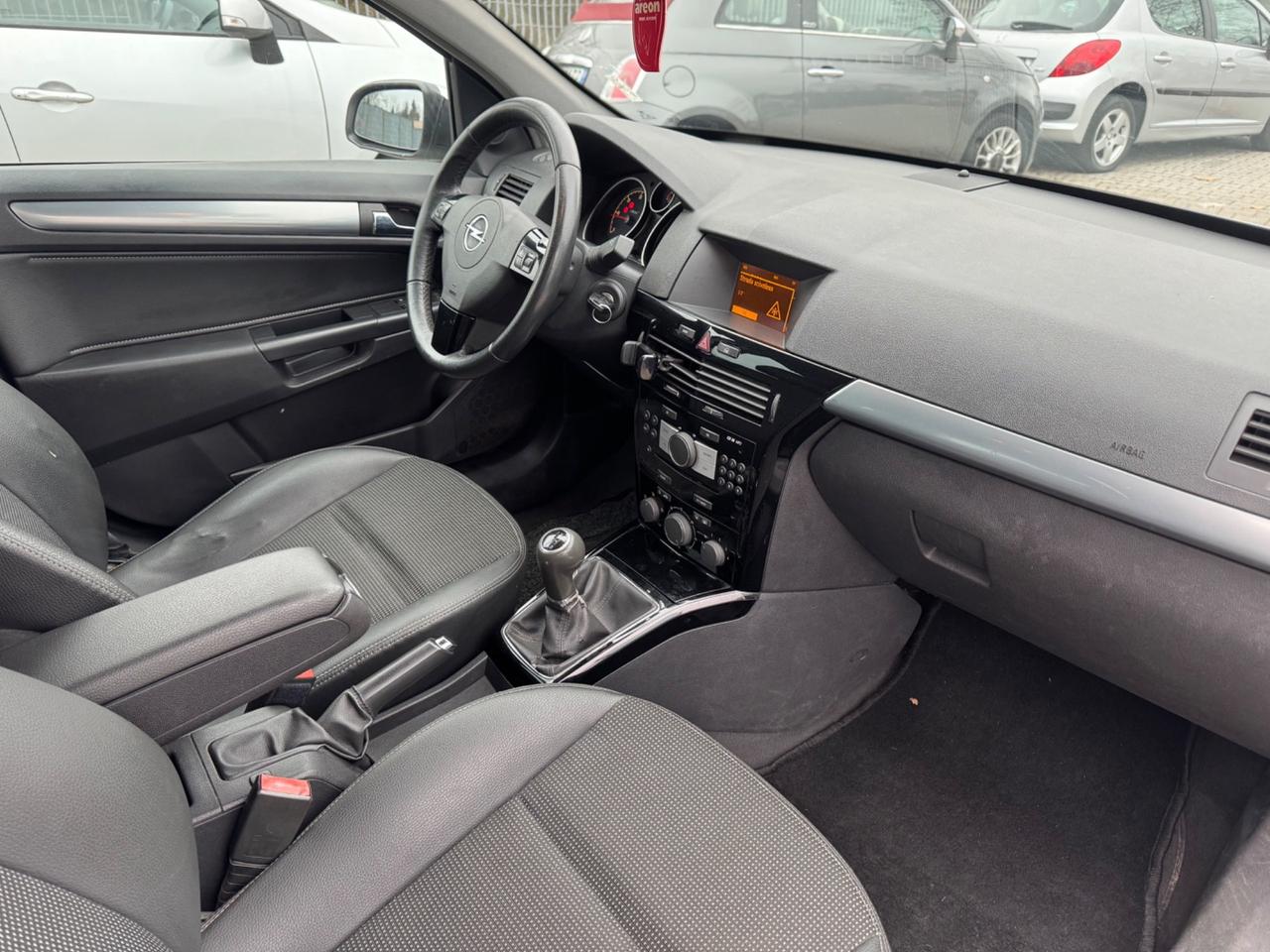 Opel Astra 1.7 CDTI 101CV 5 porte Cosmo