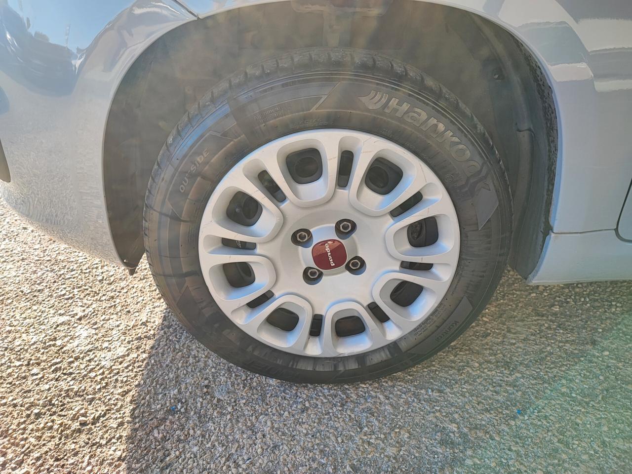 Fiat Panda 1.2 Connected by Wind