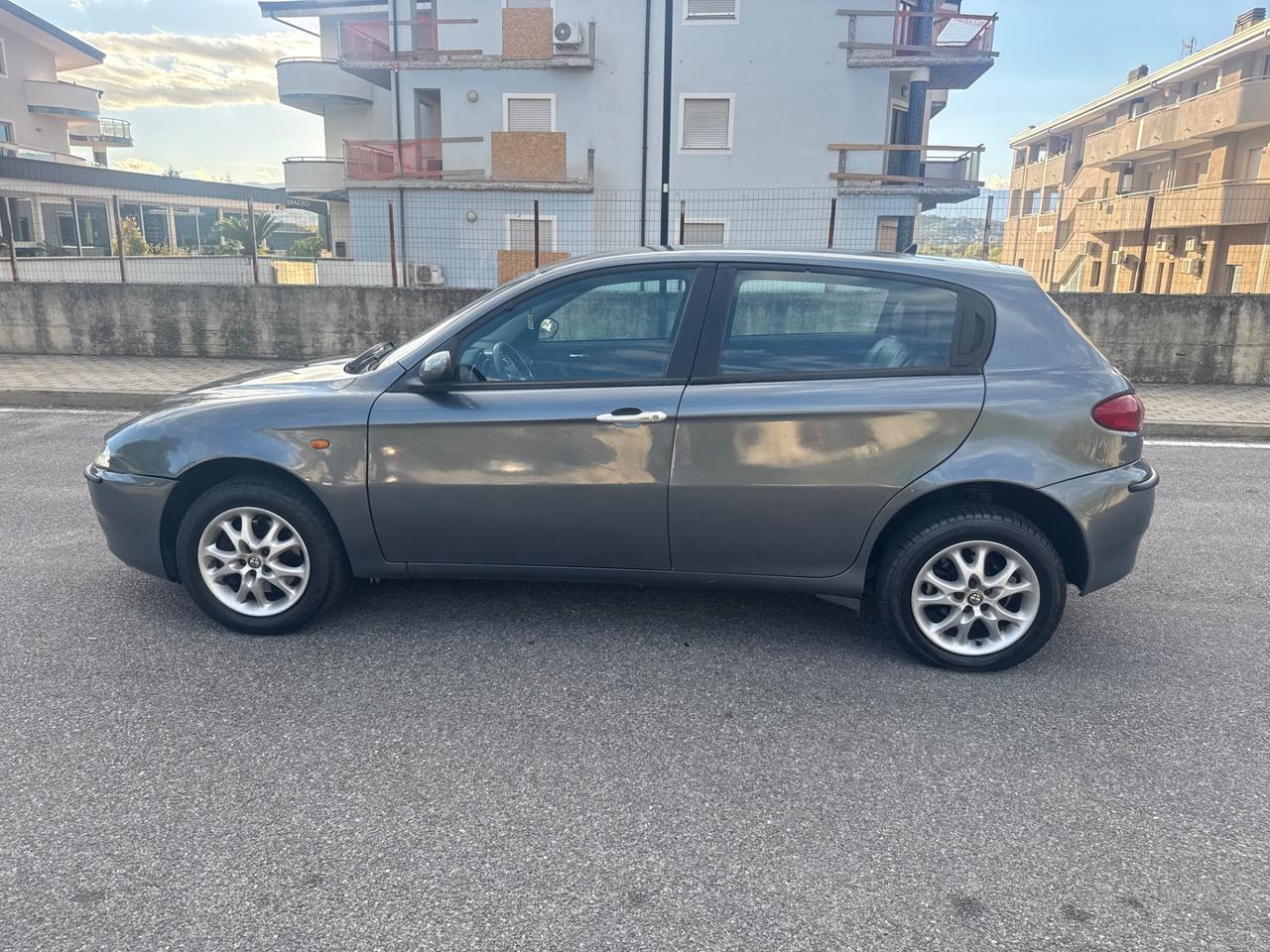 Alfa Romeo 147 1.9 JTD (115 CV)