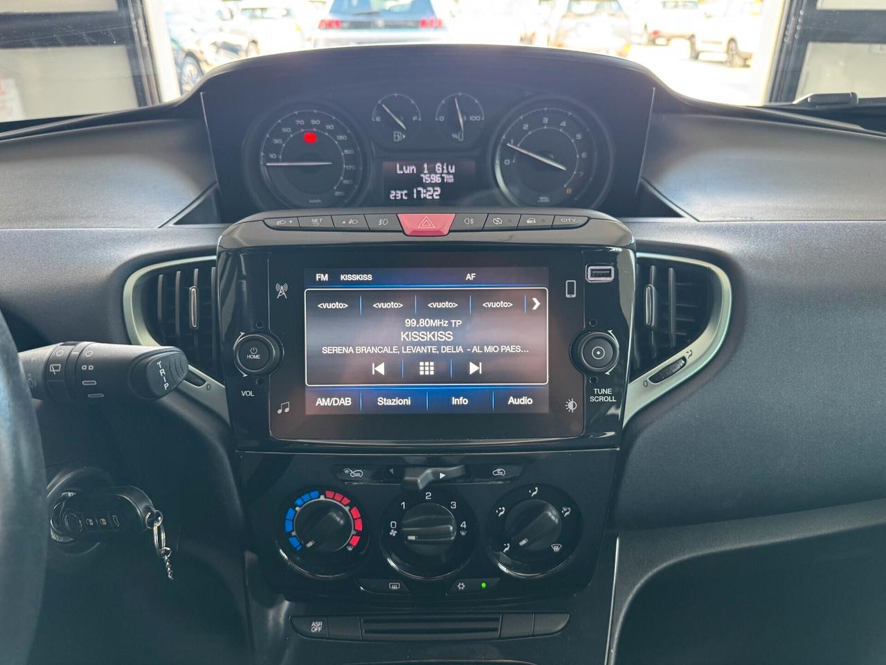 Lancia Ypsilon 1.0 FireFly Hybrid Gold - 2023