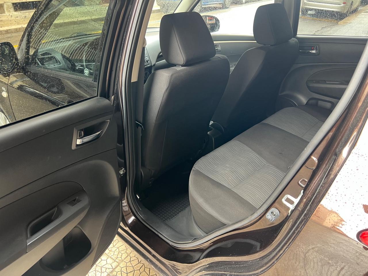 Suzuki Swift 1.3 DDiS 5 porte B-Top