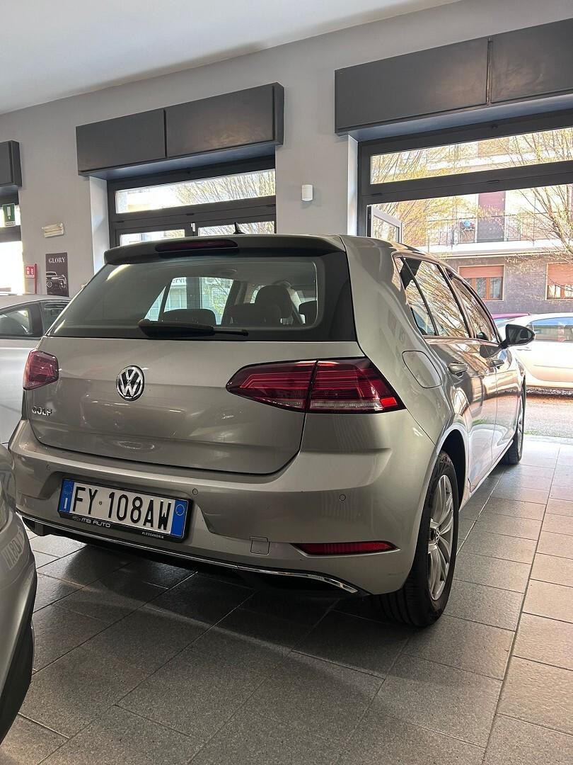 Volkswagen Golf condizioni pari al nuovo