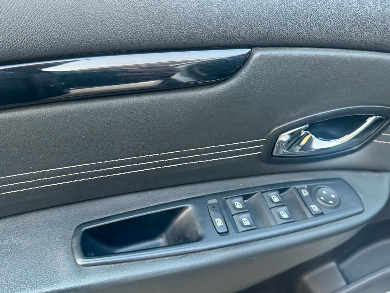 Renault Scenic X-Mod Anno 2011 1.5 Diesel Euro5