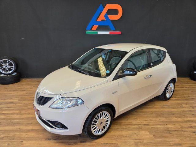 LANCIA Ypsilon 1.2 69 CV 5 porte GPL Ecochic Gold