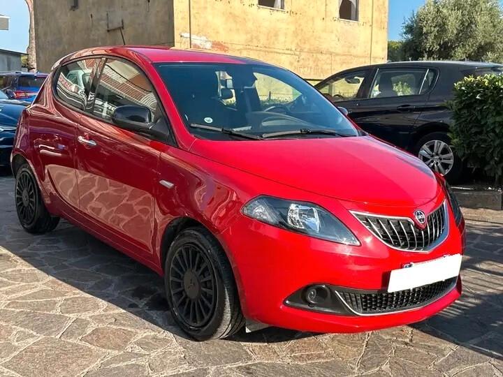 LANCIA YPSILON NEOPATENTI - PROMO