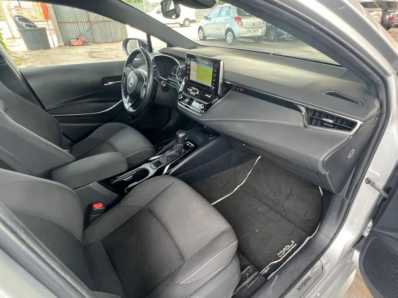 Toyota Corolla Touring Sports 2.0 Hybrid MoreBusiness