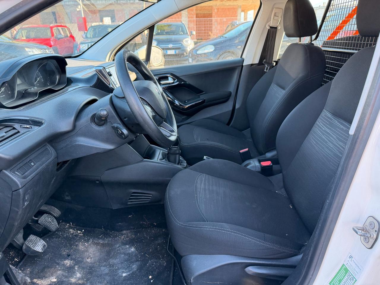 PEUGEOT 208 VAN 2019 1.5 DIESEL 102 CV *LEGGI