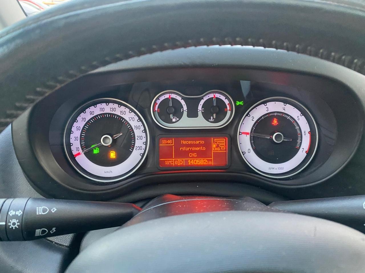 Fiat 500L 0.9 TwinAir Turbo Natural Power Lounge
