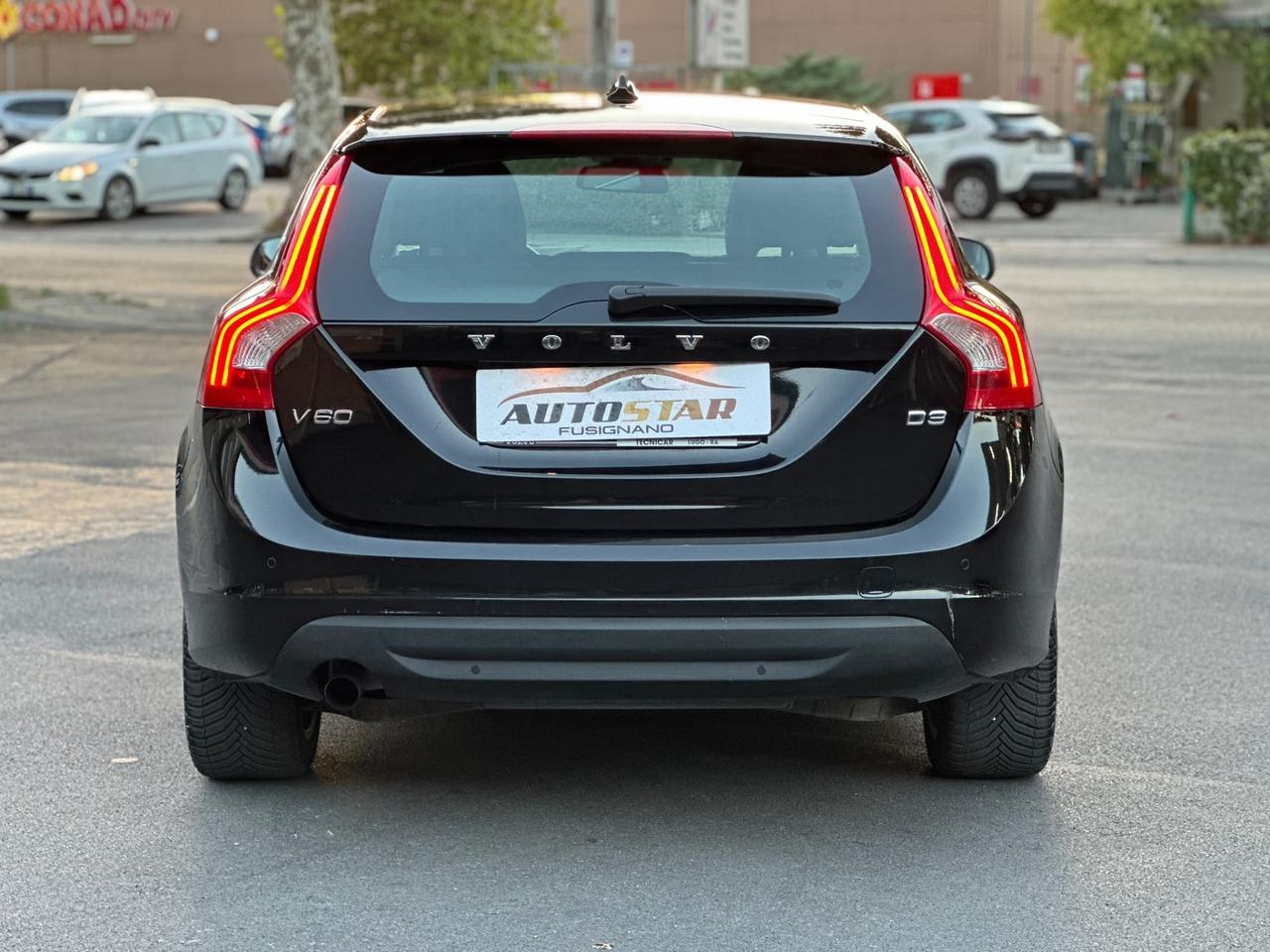 Volvo V60 D5 Geartronic Momentum 2012