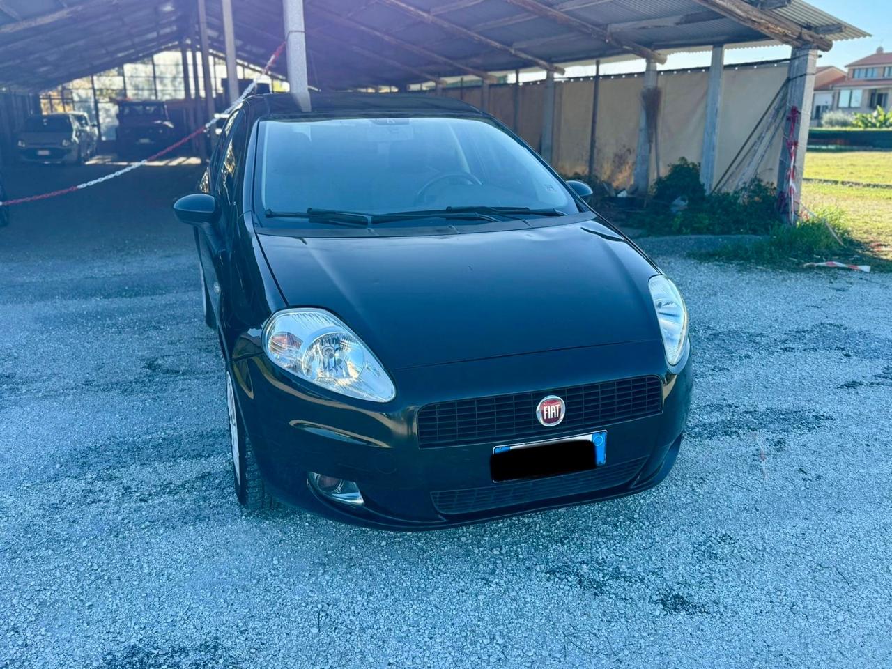 Fiat grande punto 1.2 benzina 65cv NEOPATENTATI