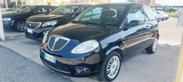 LANCIA Ypsilon 1.3 MJT 75 CV Argento Neopatentati