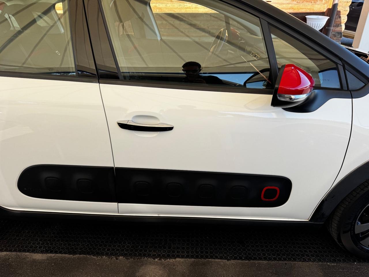 Citroen C3 PureTech 110 S&S EAT6 Shine - Neopatentati