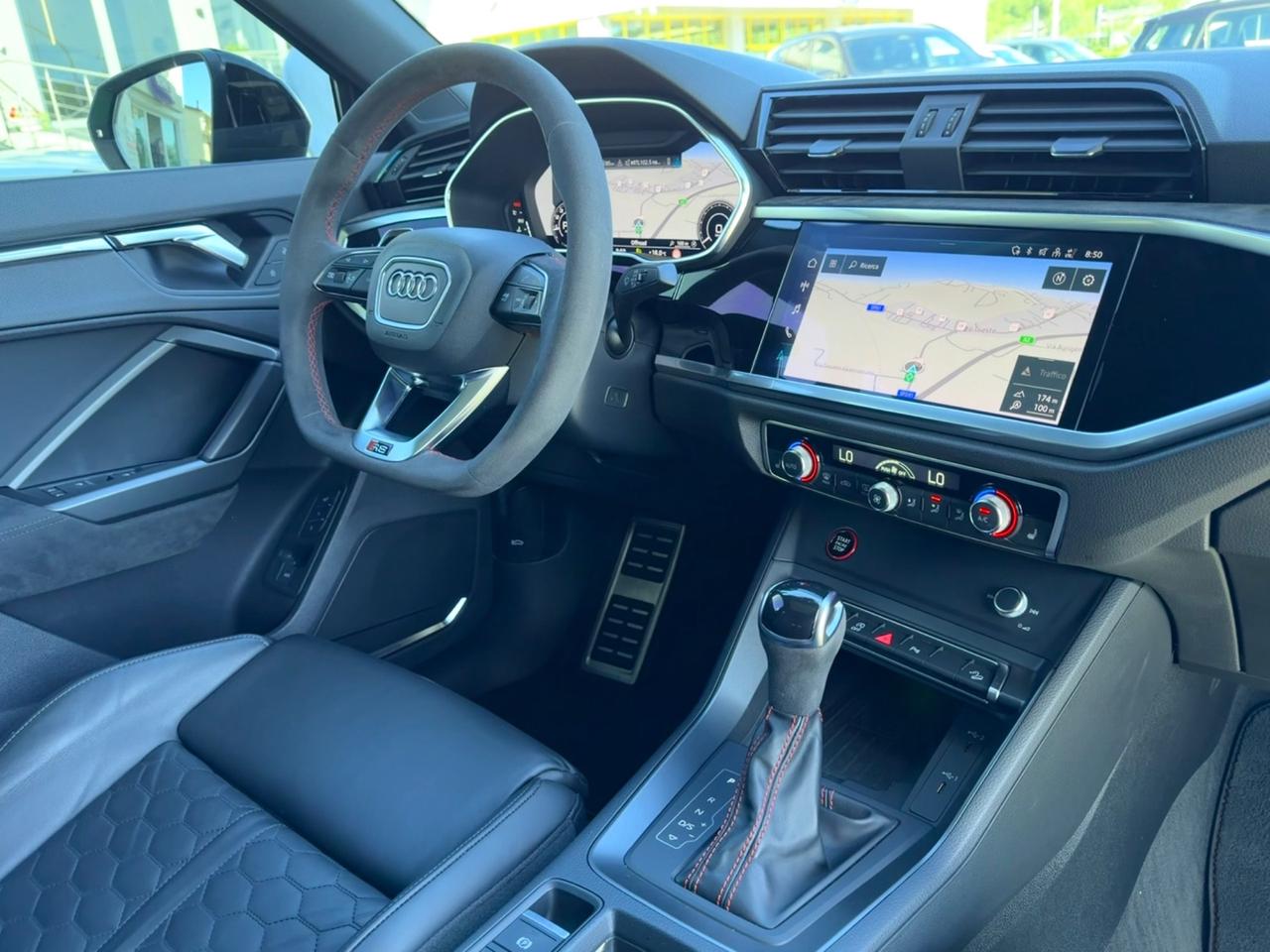 Audi Q3 RS SPB quattro S tronic 400cv tetto aprile