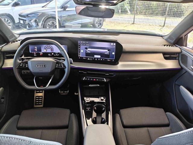 AUDI Q3 TFSI 110 kW mHEV S tronic S Line edition