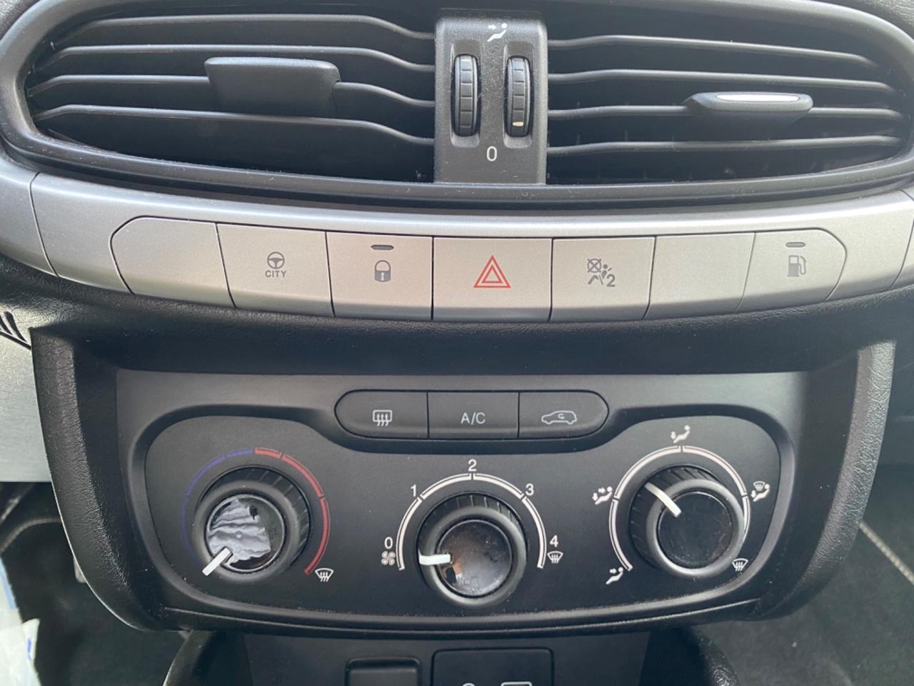 Fiat Tipo 1.4 T-Jet 120CV GPL 5 porte | 2017