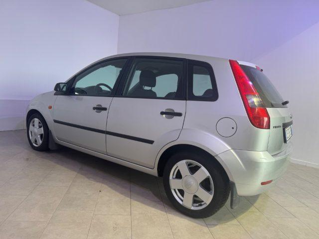 FORD Fiesta 1.4 16V 5p. Ghia