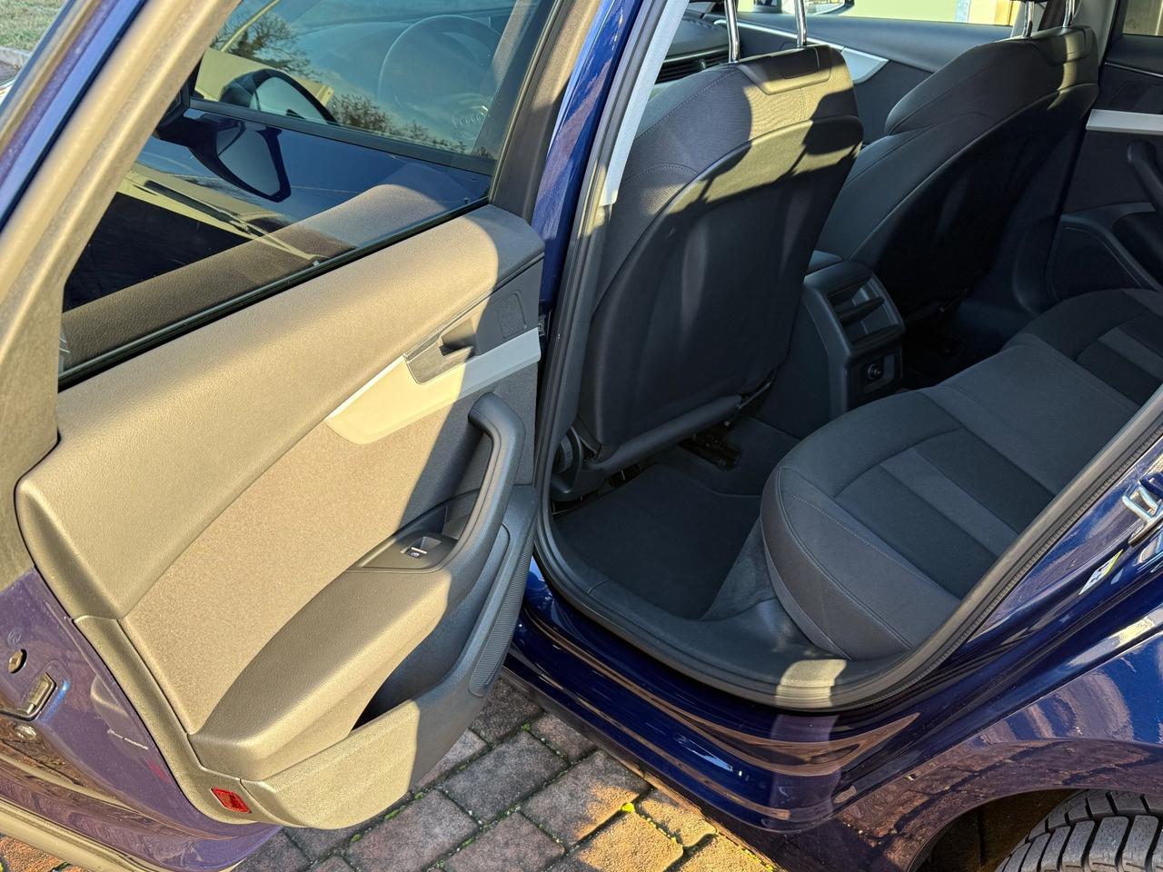 Audi A4 2.0d/163 CV 2021 TG UFFICIALI/PREZZO REALE