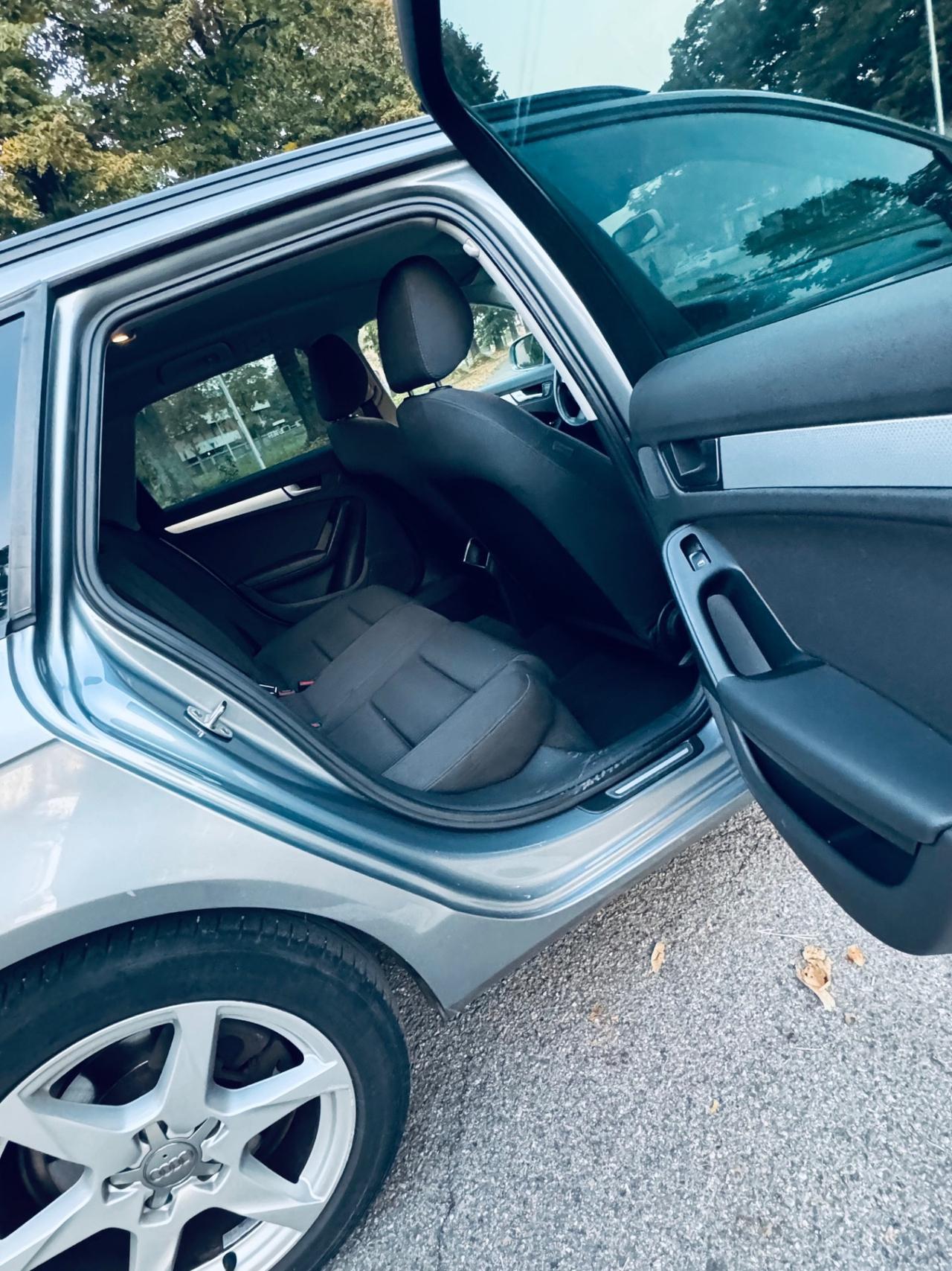 Audi A4 2.0 TDI S-Line