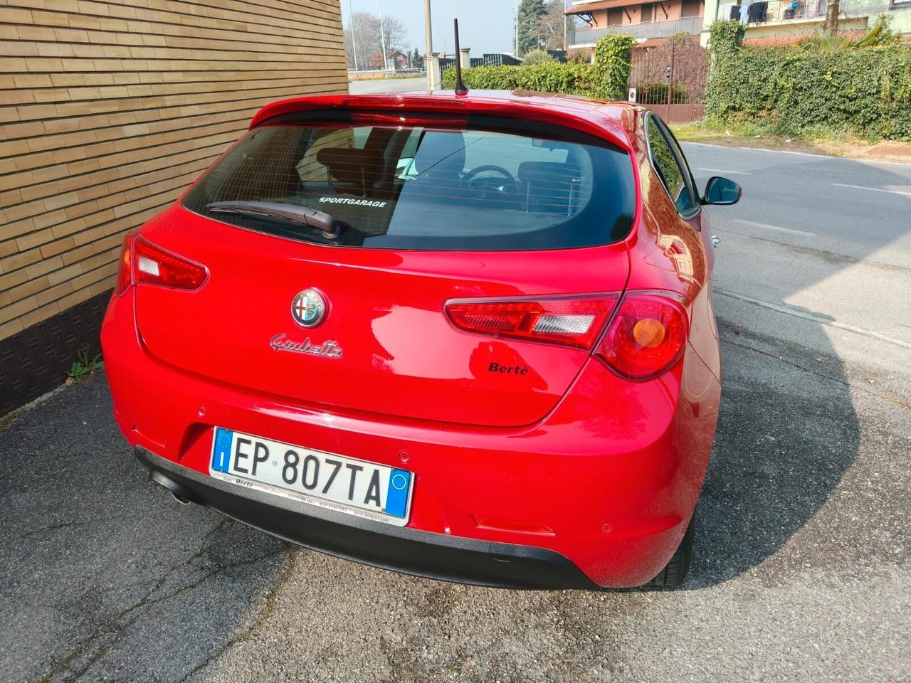 Alfa Romeo Giulietta 1.6 JTDm-2 105 CV Distinctive