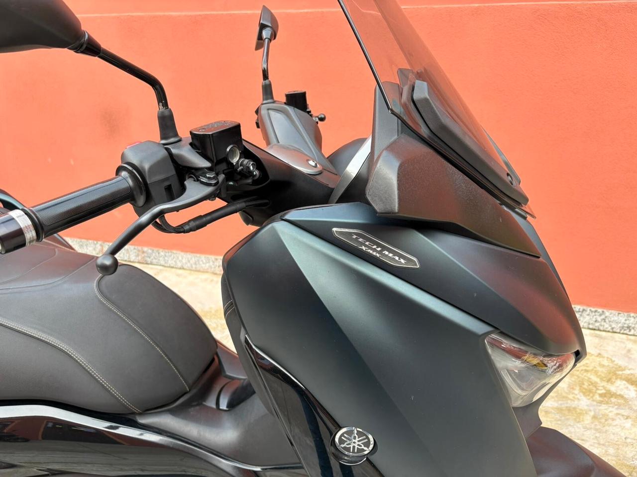 Yamaha X-Max 300 TECH MAX SP