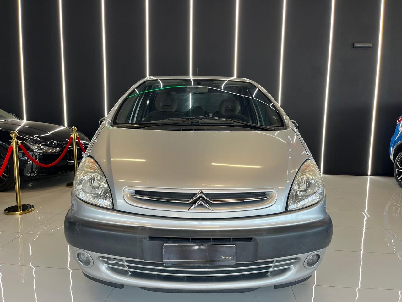 Citroen Xsara Picasso 1.6 Attraction GANCIO TRAINO