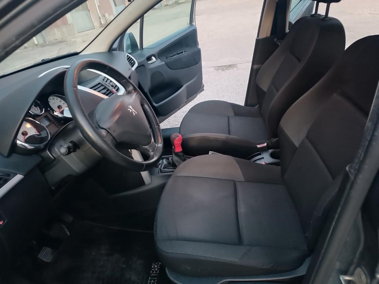 Peugeot 207 2011---1.4 Diesel Neopatentati