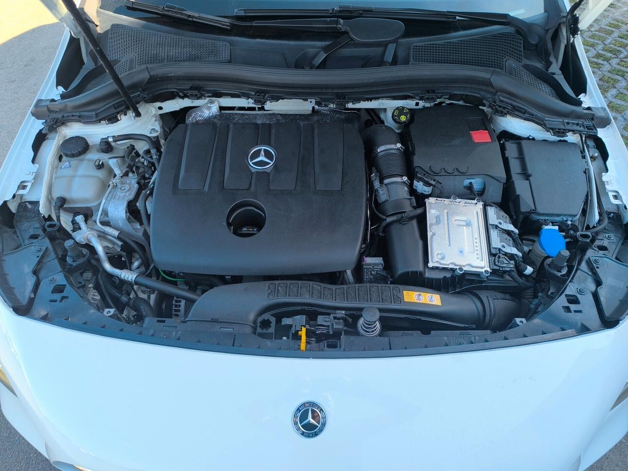 MERCEDES CLASSE B AMG PREMIUM 180CDI LED/NAV/TETTO/