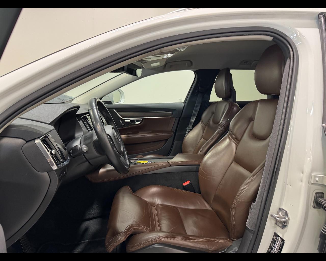 VOLVO V90 CROSS COUNTRY 2.0 D5 PRO GEARTRONIC