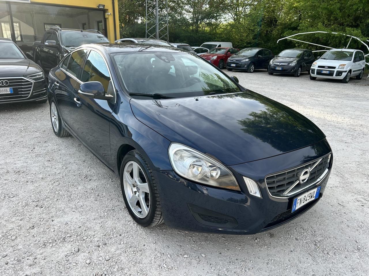 VOLVO S60 1.6 D2 115CV MOMENTUM UNICO PROPRIETARIO