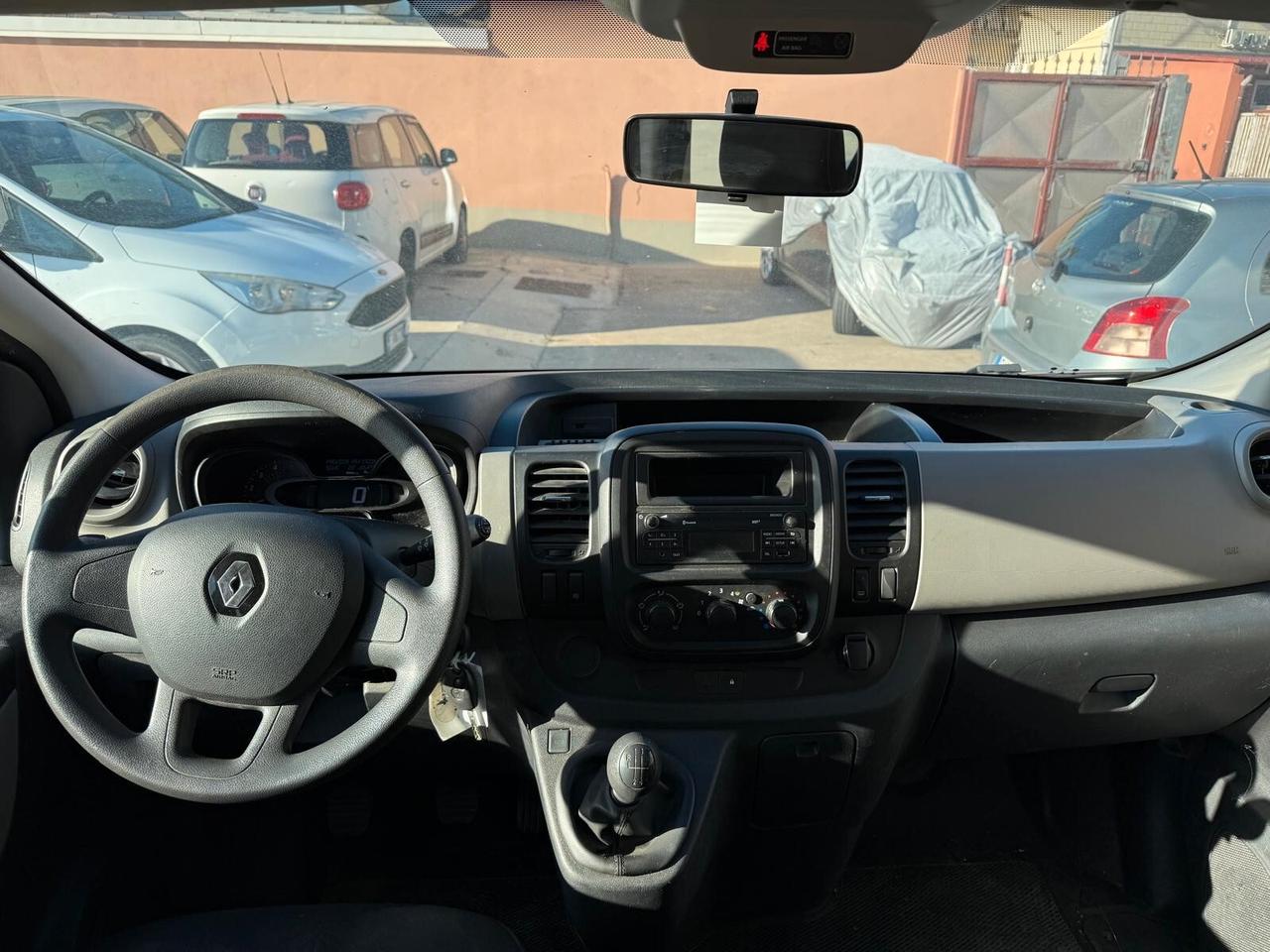 Renault TRAFIC 1.6 dCi 125CV 9 POSTI PASSO LUNGO NO CLIMA + IVA