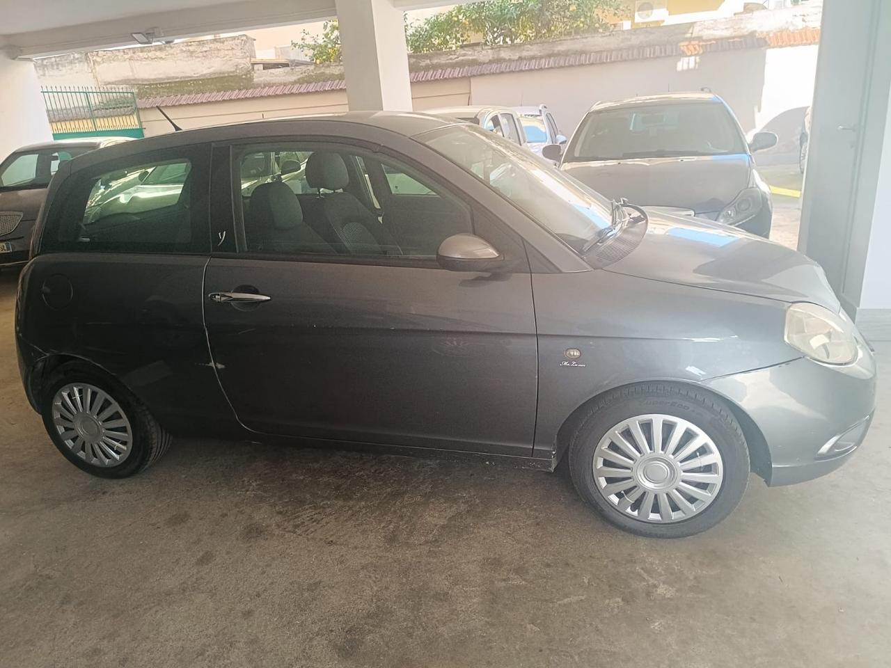 Lancia Ypsilon 1.2 GPL