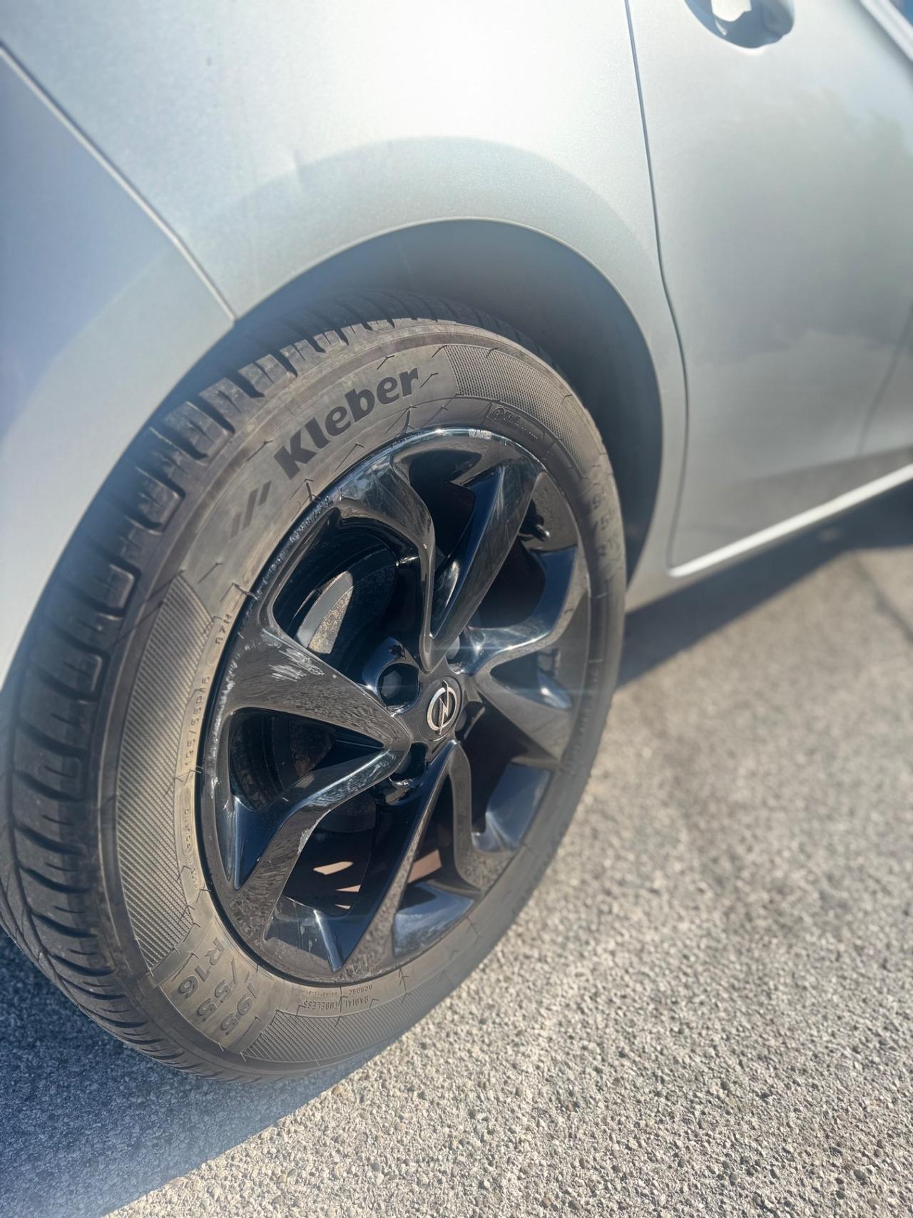 Opel Corsa 1.3 CDTI 5 porte b-Color