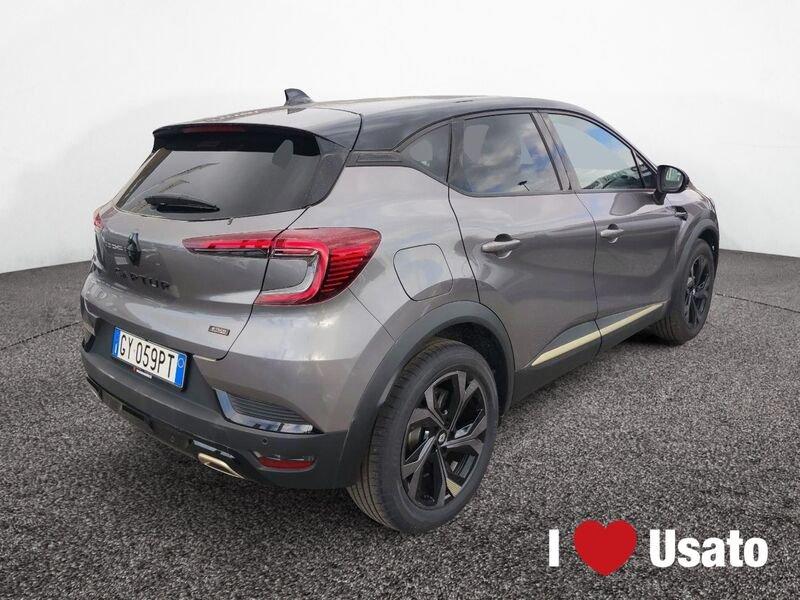 Renault Captur NUOVO E-Tech enginereed Plug-In hybrid 160