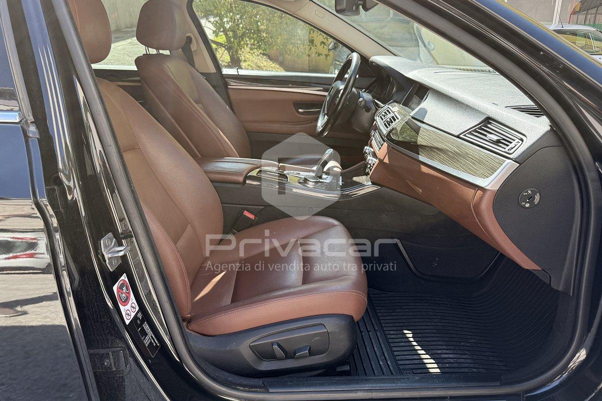 BMW 530d xDrive 249CV Touring Luxury