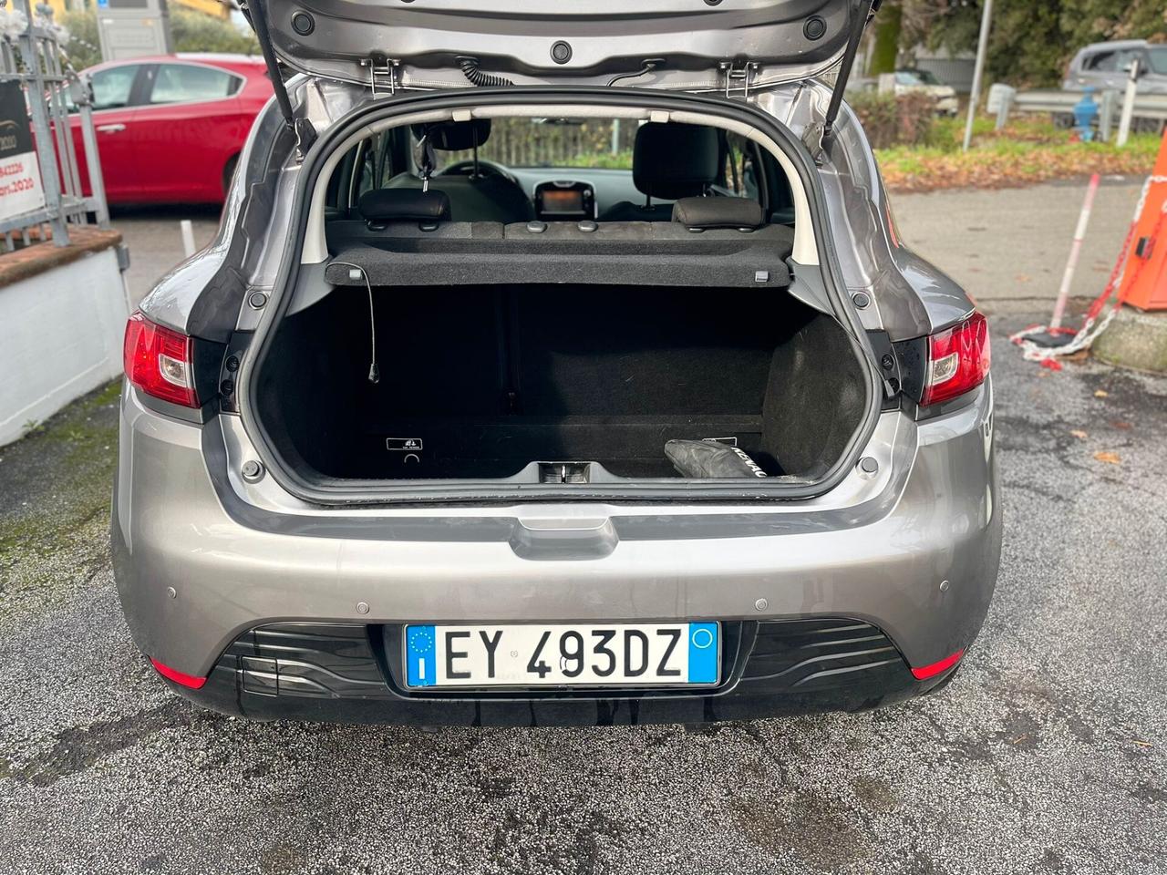 Renault Clio 1.2 75CV 5 porte Costume National