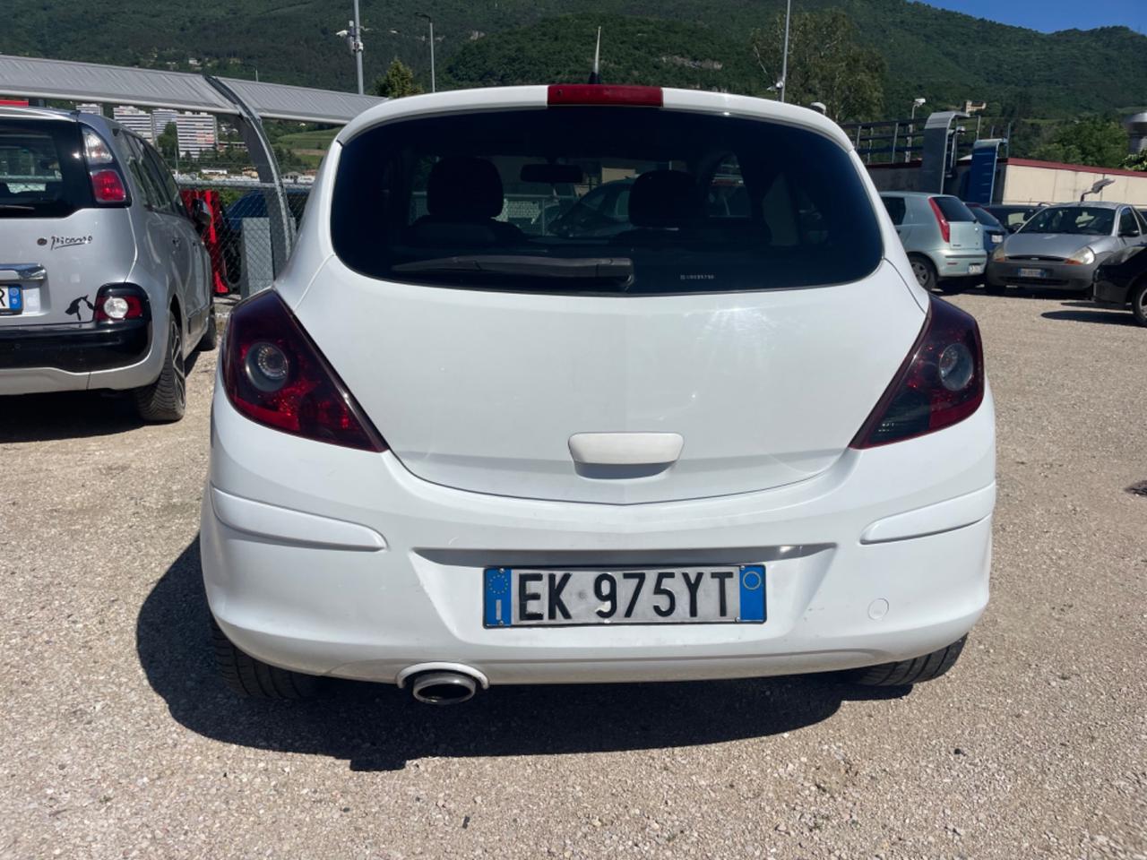 Opel Corsa 1.3 CDTI 95CV F.AP. 3 porte b-color