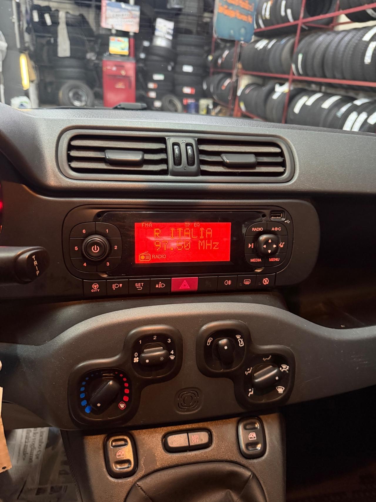 Fiat Panda 1.2 Easy 69 CAVALLI