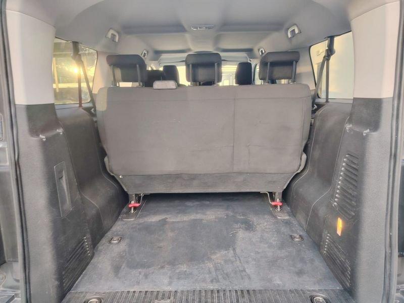 Peugeot Traveller Traveller BlueHDi 120 S&S EAT8 Standard Business