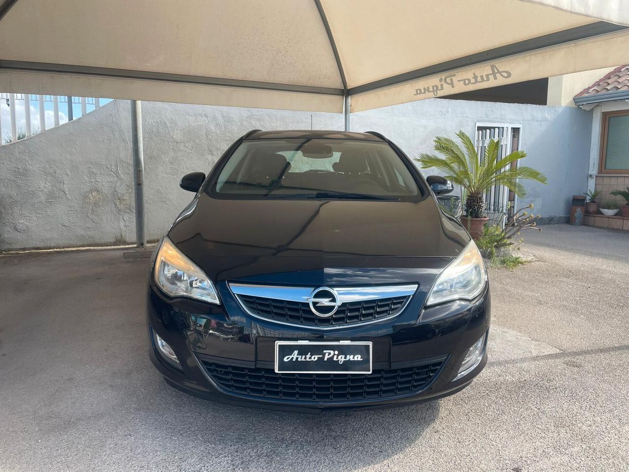 Opel Astra 1.7 CDTI 110CV Sports Tourer Cosmo