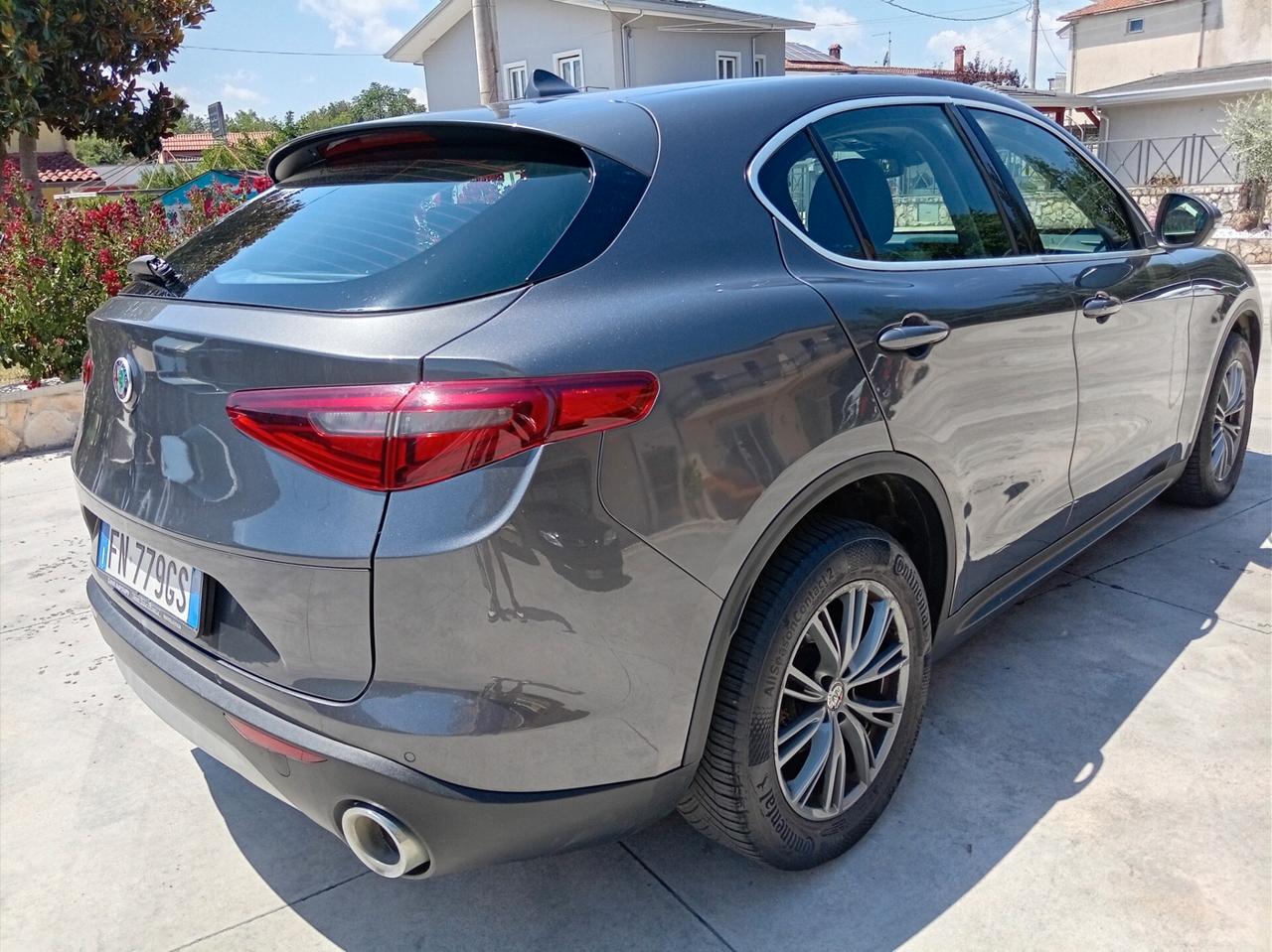 Alfa Romeo Stelvio 2.2JTDM 210 CV AT8 Q4 Executive FULL PELLE NAVI XENON