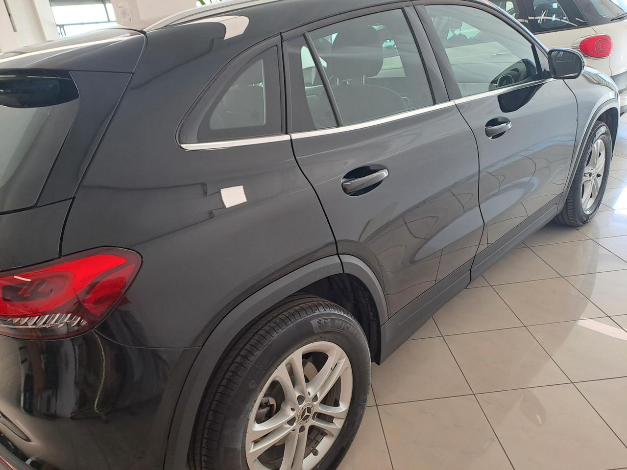 Mercedes-benz CLA 220 180 d Automatic Executive