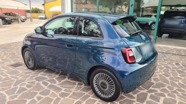 FIAT 500 Icon Berlina 42 kWh anche per NEOPATENTATI