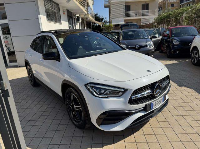 MERCEDES-BENZ GLA 200 d Premium 4matic auto