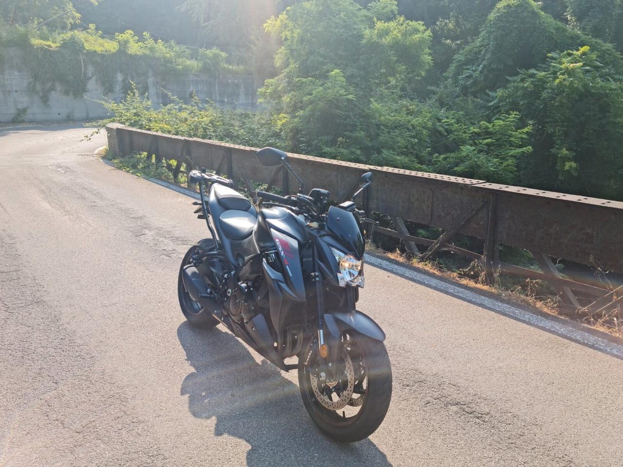 Suzuki GSX S 1000 GSX-S 1000 ABS