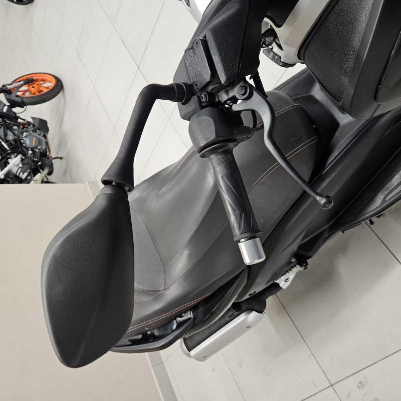Yamaha X-Max 125 - 2011