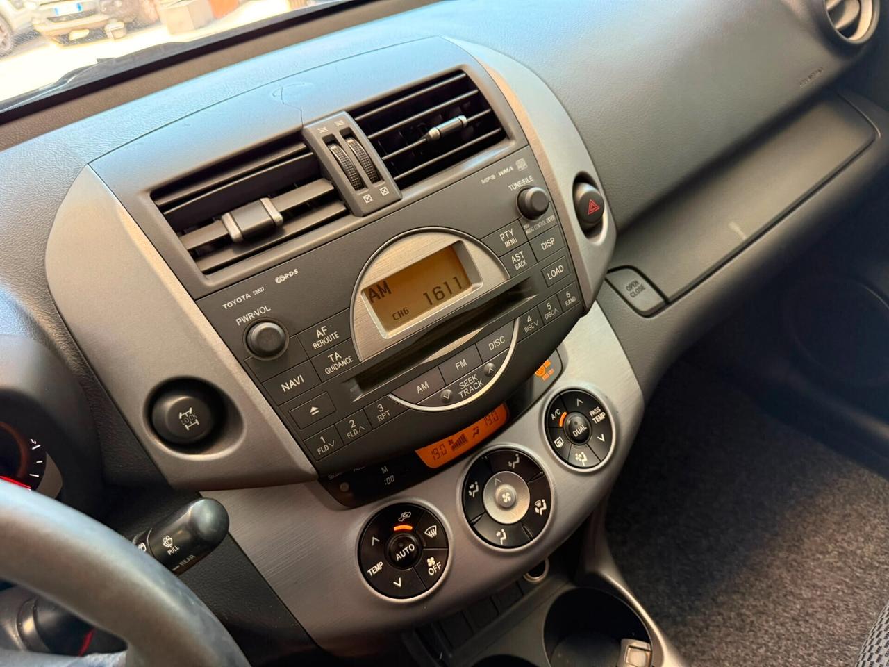 Toyota RAV 4 2.2 D-4D 136 CV Luxury